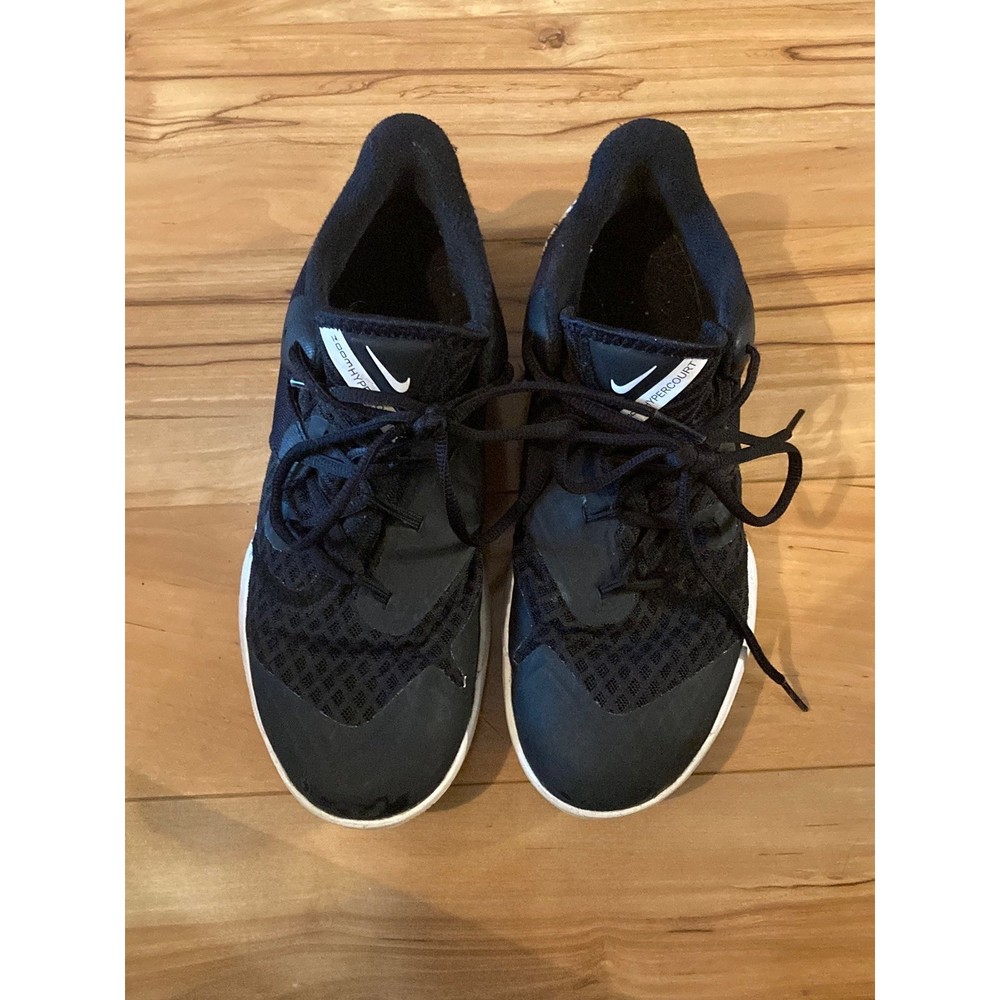 Nike zoom hyper speed court